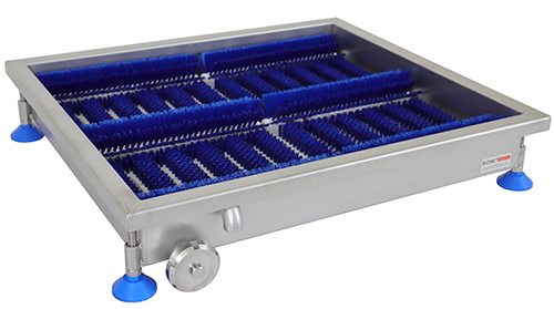 Stainless steel footbath with double boot scraper