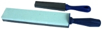 Oil sharpening stone with handle